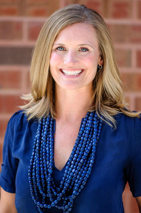 Anna Nadasdy, Founder